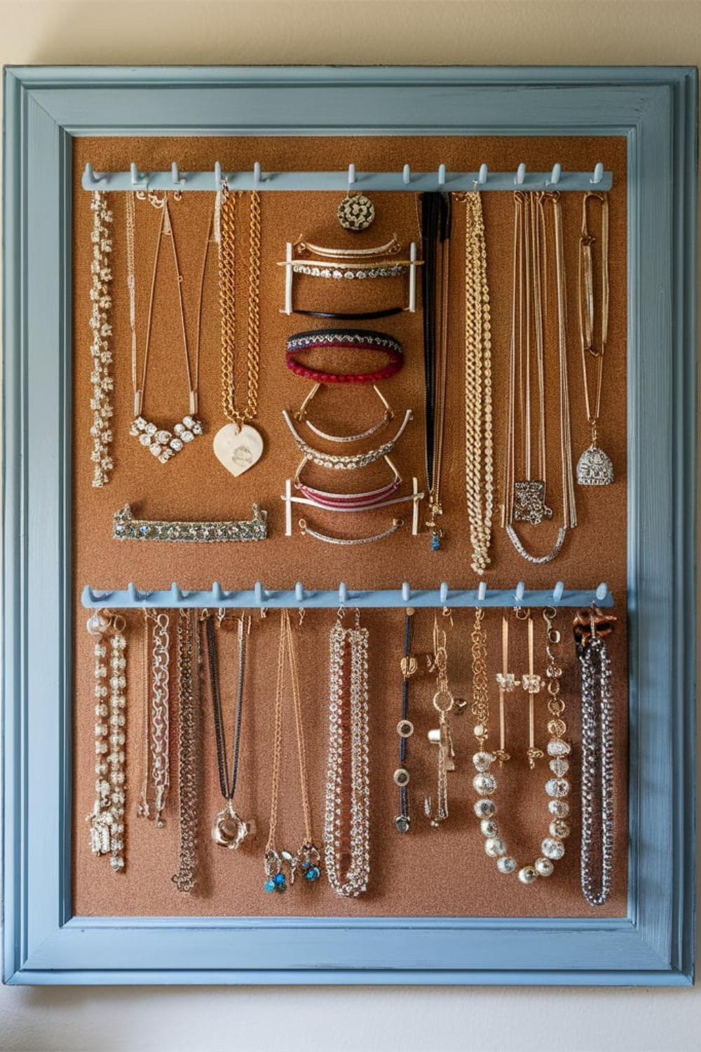 15 DIY Jewelry Holder Ideas [Make Within Minutes] – craftydiyers.com