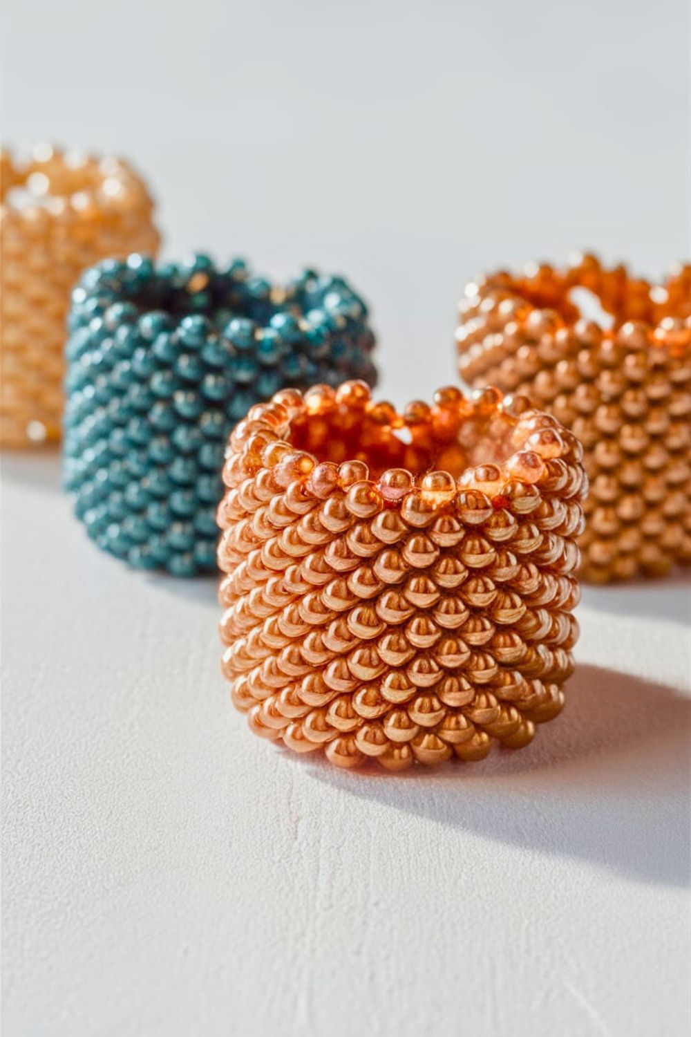 20 DIY Beaded Rings [Make Within Minutes] – craftydiyers.com