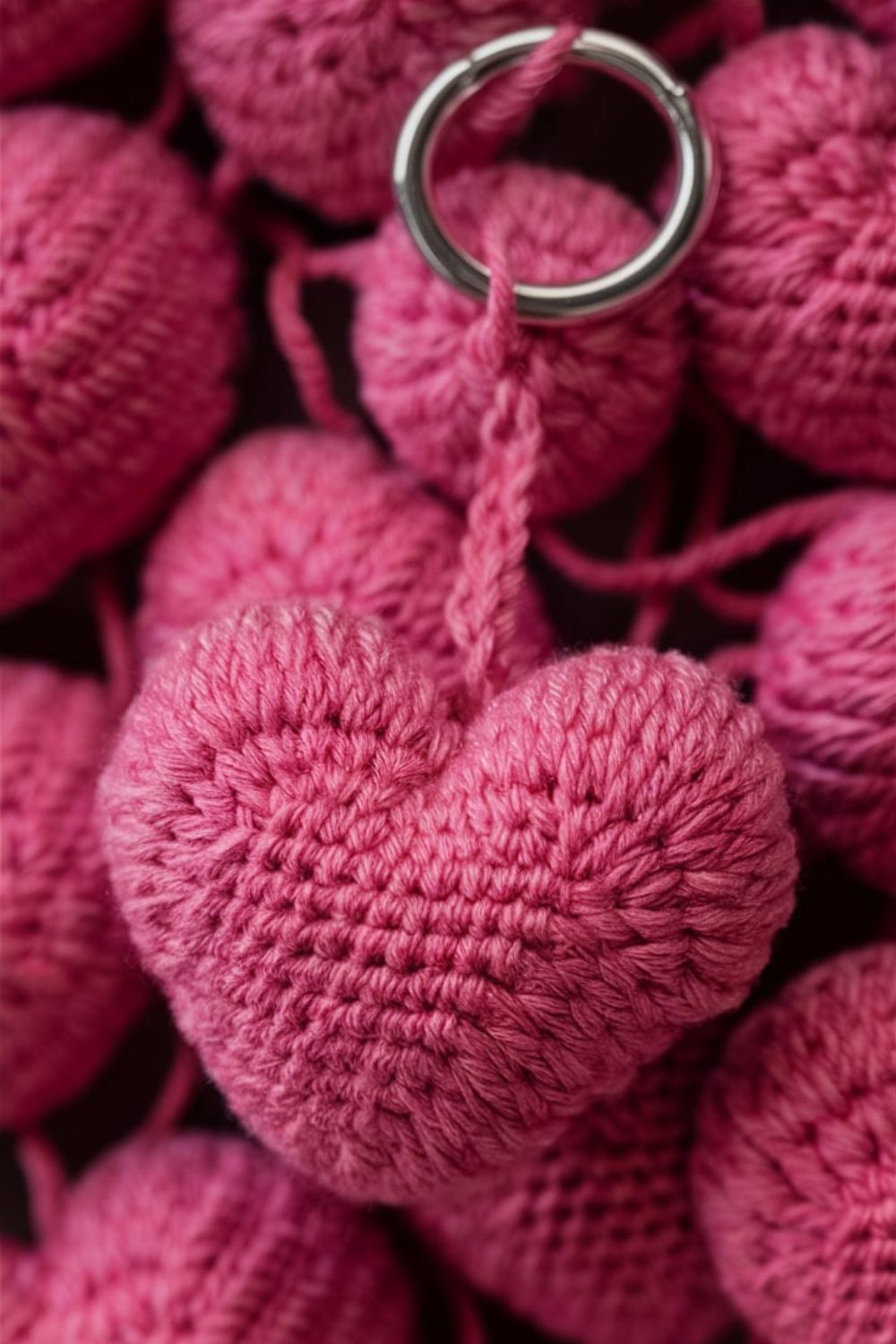 40 DIY Keychain Ideas Easy [Make Within Minutes] – craftydiyers.com